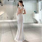 鱼尾晚礼服高级质感2026新款 气质高端宴会名媛高贵白色订婚连衣裙