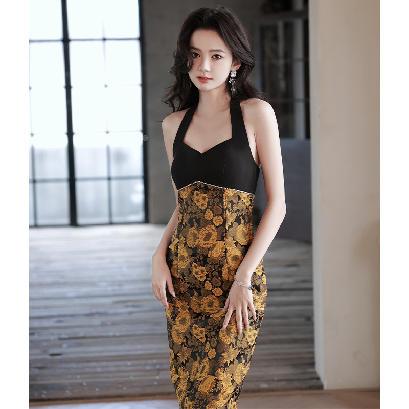 绎冉韩版挂脖中长款晚礼服