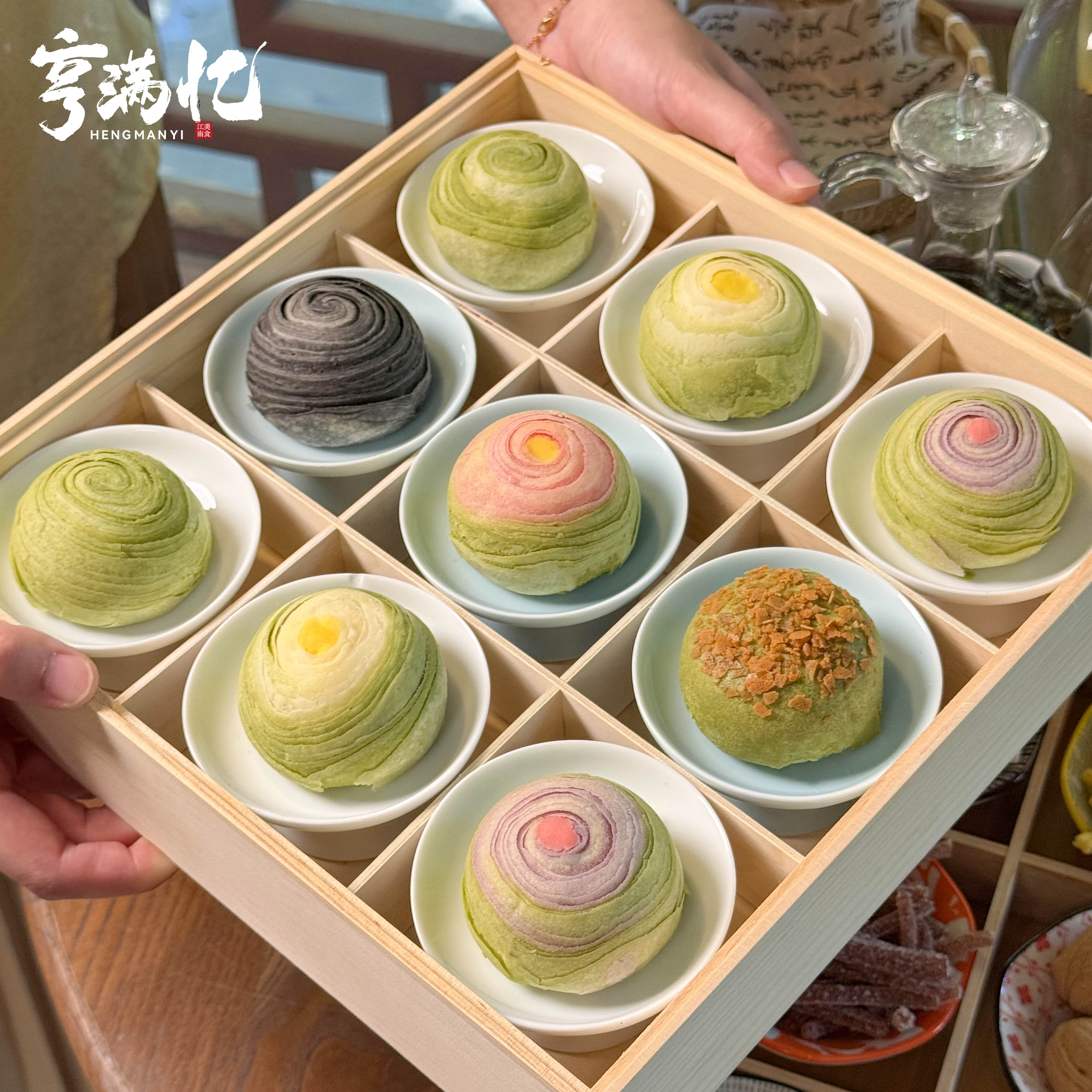 手工酥皮龙井茶酥中秋送礼木盒