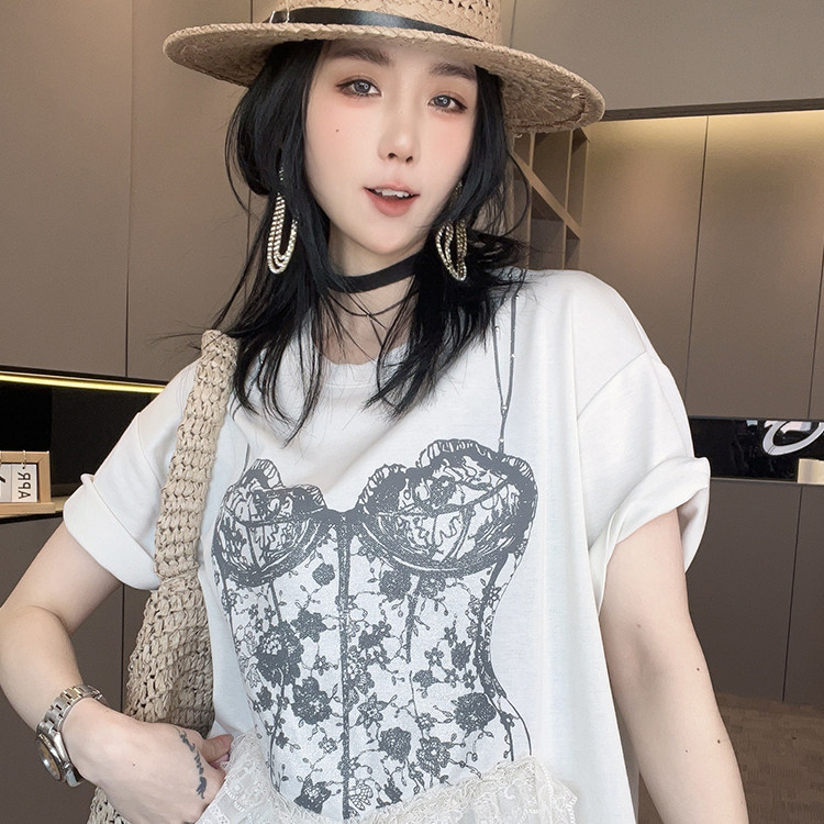 短袖T恤女2026春季新款蕾丝钩花拼接图案打底衫中长款圆领上衣