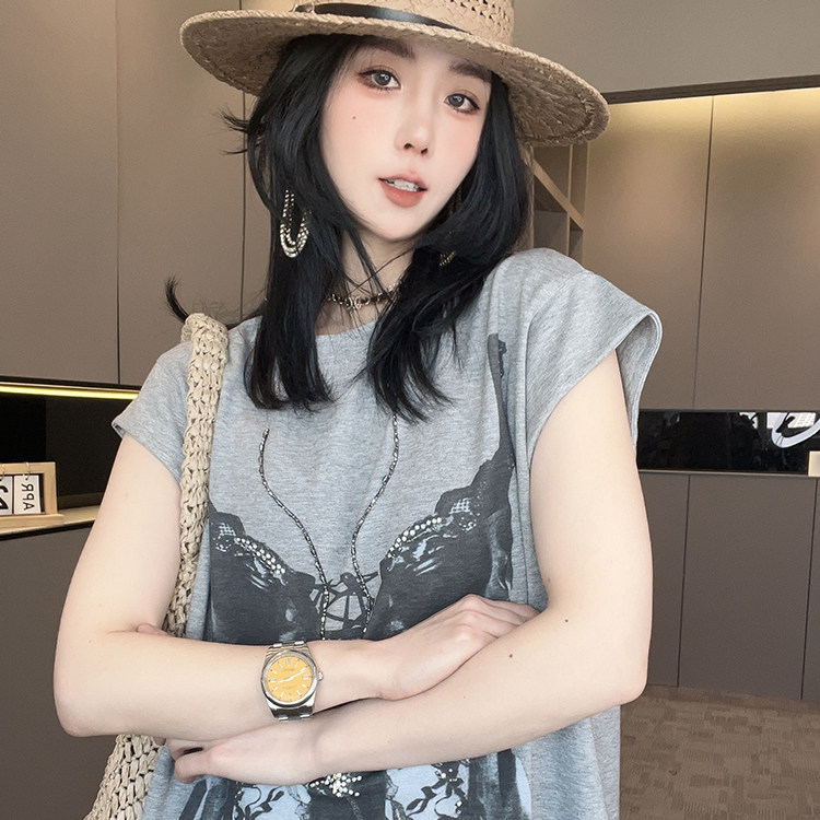 短袖连衣裙女2026春季新款撞色拼接印花蕾丝下摆T恤裙圆领裙子
