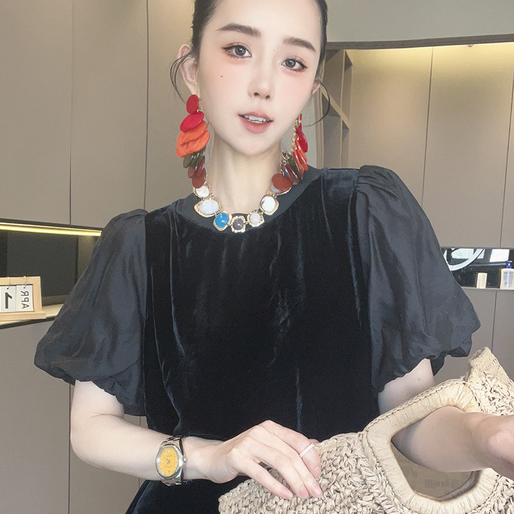 短袖连衣裙女2026夏季新款赫本风纯色蕾丝拼接长裙半袖圆领裙子