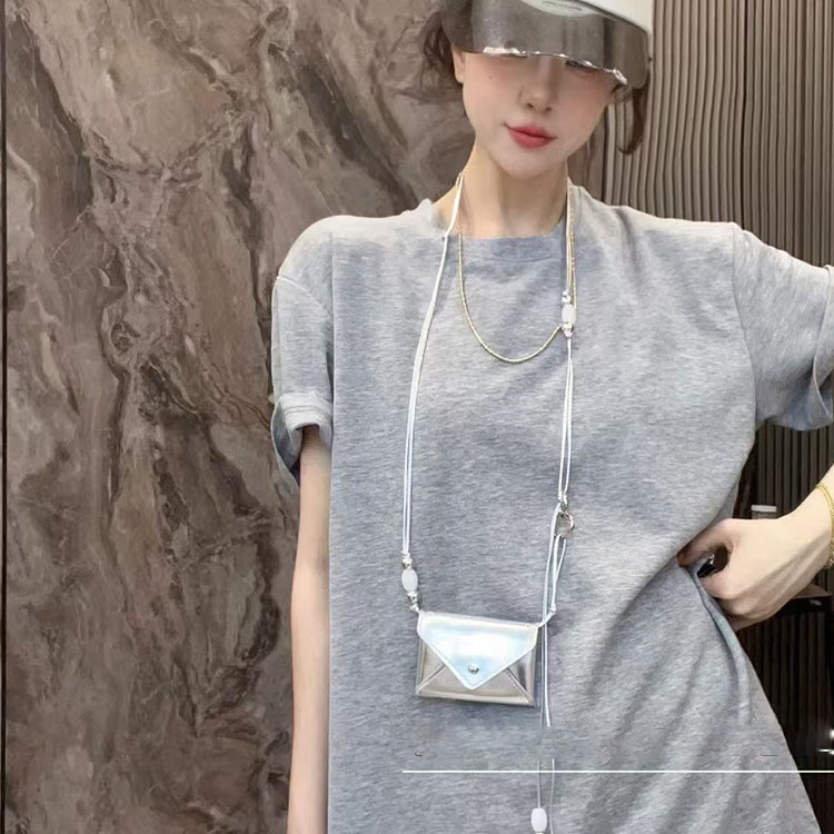 短袖连衣裙女2026夏季新款撞色拼接下摆T恤裙圆领长裙半袖裙子