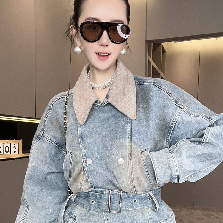 牛仔外套女2026春季新款欧洲站时尚复古做旧翻领收腰显瘦长袖上衣