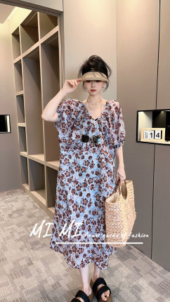【现货】连衣裙女2026春季新款欧洲站撞色花朵印花露背长款裙子