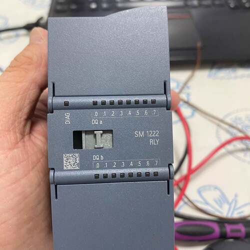 可维修西门子6ES7 222-1HH32-0XB0，西门子1200议价