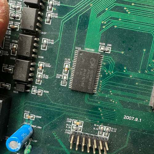可维修CY7C1041DV33-10BVXI 4 Mbit(2议价