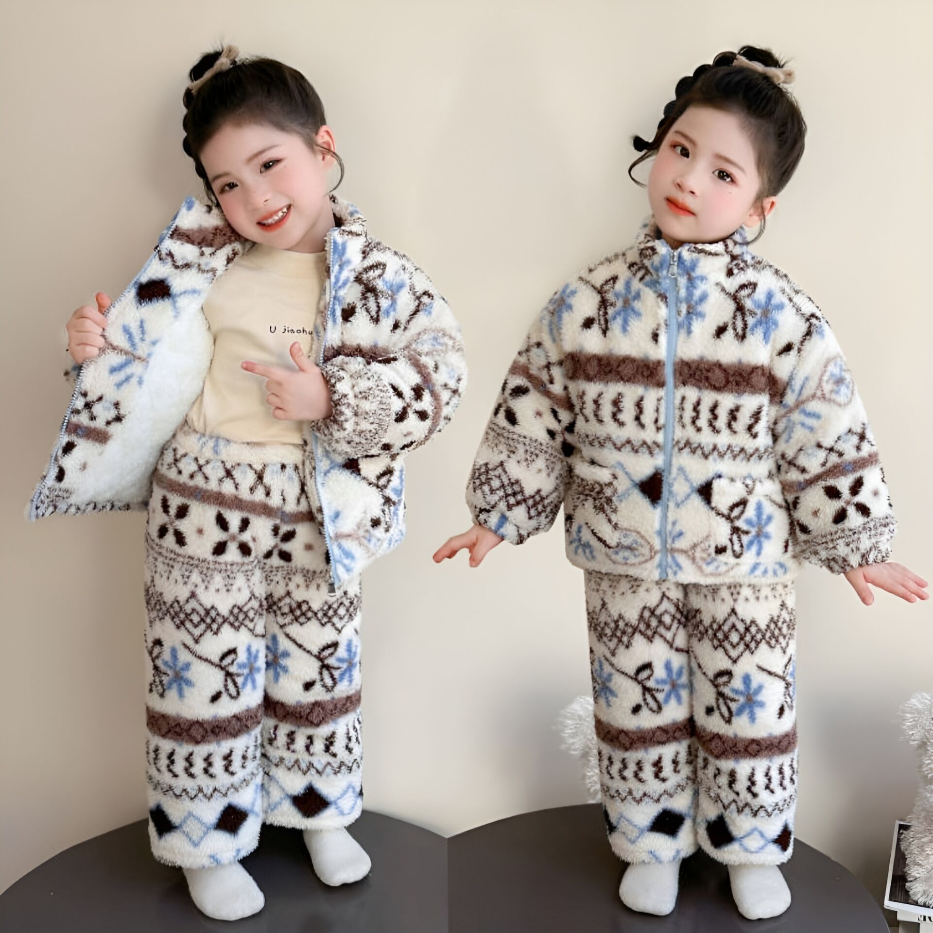 睡衣女儿童冬季2025新款三层夹棉法兰绒珊瑚加绒加厚宝宝小孩拉链