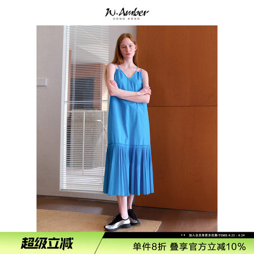 W.Amber法式双吊带压褶连衣裙女2026夏季新款海边度假风气质长裙