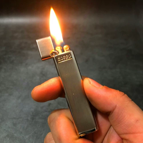 Мужская ультратонкая маленькая креативная металлическая высококлассная зажигалка на керосине