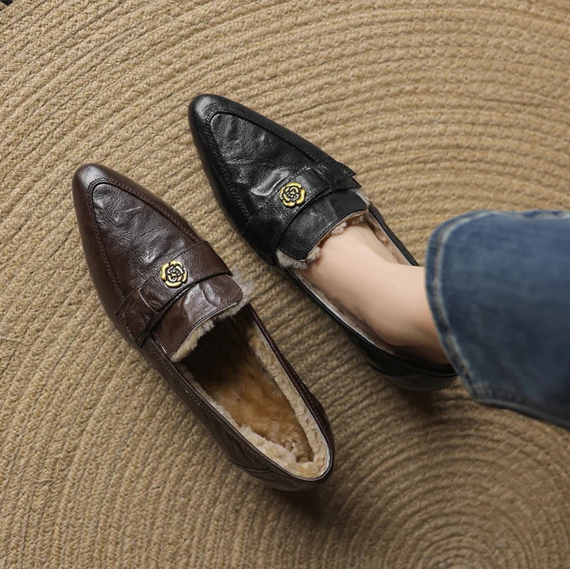 复古真皮乐福鞋女冬加绒尖头单鞋