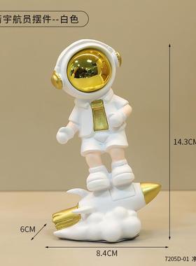 月亮宇航员摆件太空人手办盲盒桌面航天员模型装饰卡通树脂工艺品