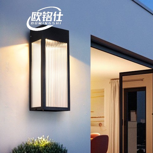 欧铭仕户外太阳能壁灯室外庭院别墅柱子外墙阳台露台花园过道灯