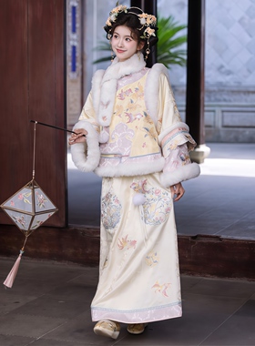 格格服女成人2026新款重工刺绣马甲冬季加绒旗袍清雅华服新年套装