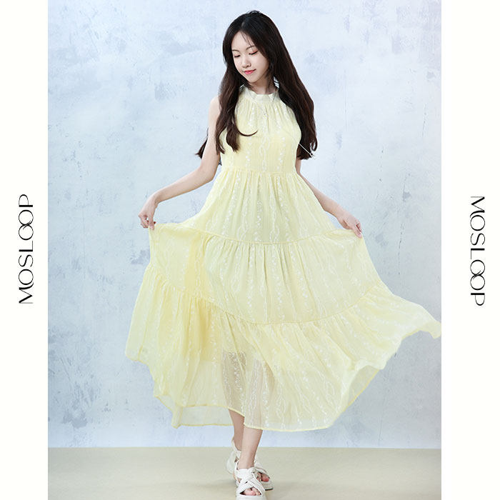 MOSLOOP仙女裙挂脖无袖绣花嫩黄色显瘦连衣裙女