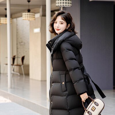 白鹅绒2025连帽秋冬收腰黑色女士中长款时尚加厚保暖冬宽松羽绒服