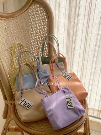 【55折现货】品牌授权现货 英国小众 Hai 真丝缎面/丝绒手提包