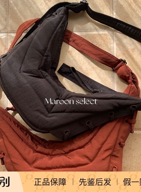 「Maroon」在途 Lemaire Soft Game 单肩斜挎尼龙面料流浪包