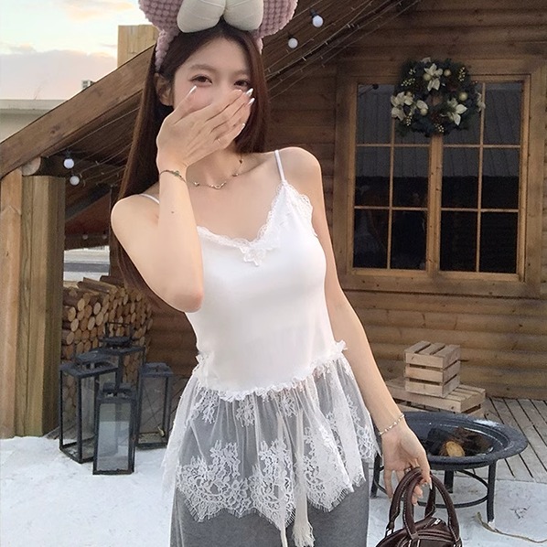 Moses Queen魔西女王白色V领蕾丝吊带背心女荷叶边屁帘无袖上衣