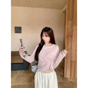 MosesQueen魔西女王粉色圆领字母小标长袖T恤百搭细条纹短款上衣