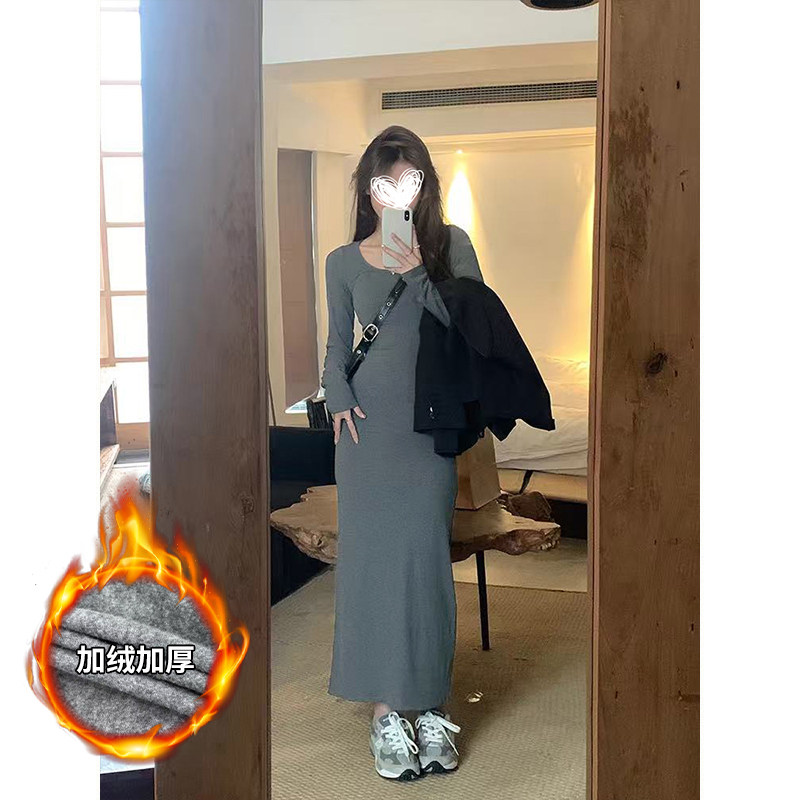 MosesQueen魔西女王加绒针织连衣裙女修身气质内搭加厚包臀长裙子
