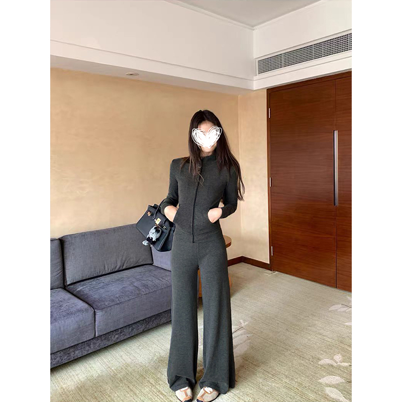 MosesQueen魔西女王休闲运动新款加绒套装立领卫衣高腰显瘦长裤