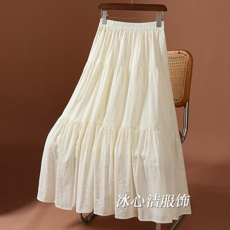 设计感刺绣蛋糕裙半身裙女2026春季新款显瘦裙子垂感白色A字长裙