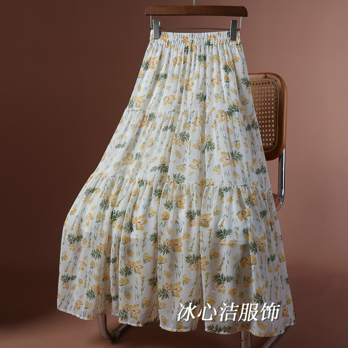 小清新印花雪纺大摆半身裙