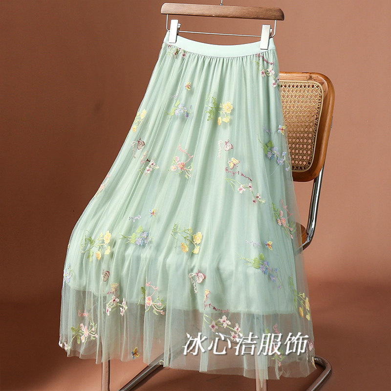 绿色刺绣小花网纱半身裙女夏季2025新款小个子显瘦裙子半裙纱裙