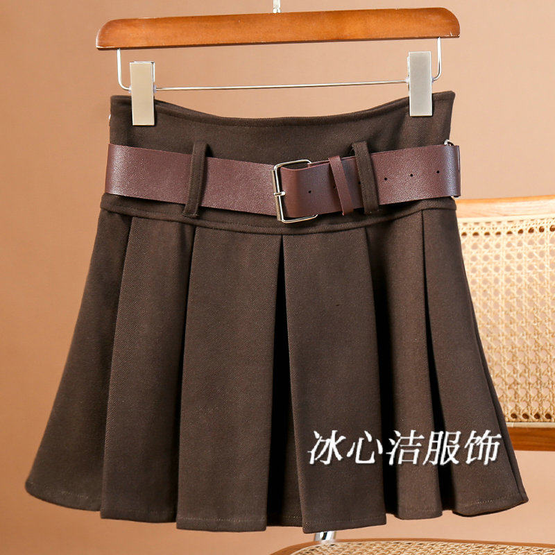 复古加厚毛呢半身裙短裙女秋冬2025新款小个子高腰显瘦百褶裙子