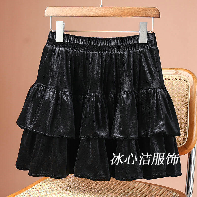黑色丝绒荷叶边蛋糕蓬蓬半身裙秋冬新款小个子嘎要显瘦防走光短裙