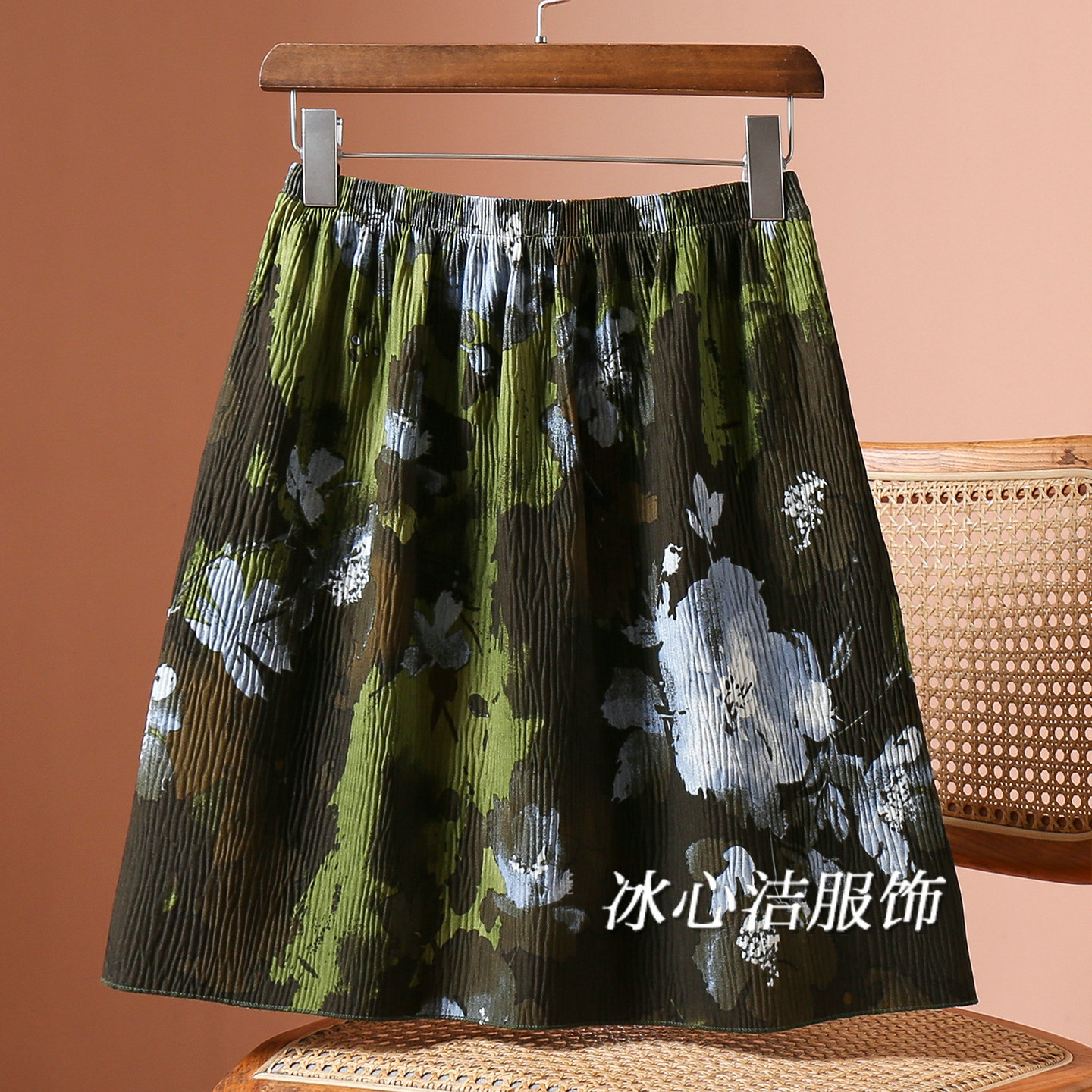 绿色水墨印花A字短裙半身裙女2026夏季新款高腰显瘦短款包臀裙子