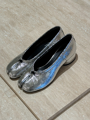 【原版品质】tabi分趾鞋女 2025春秋新款猪蹄中跟分趾高跟单鞋