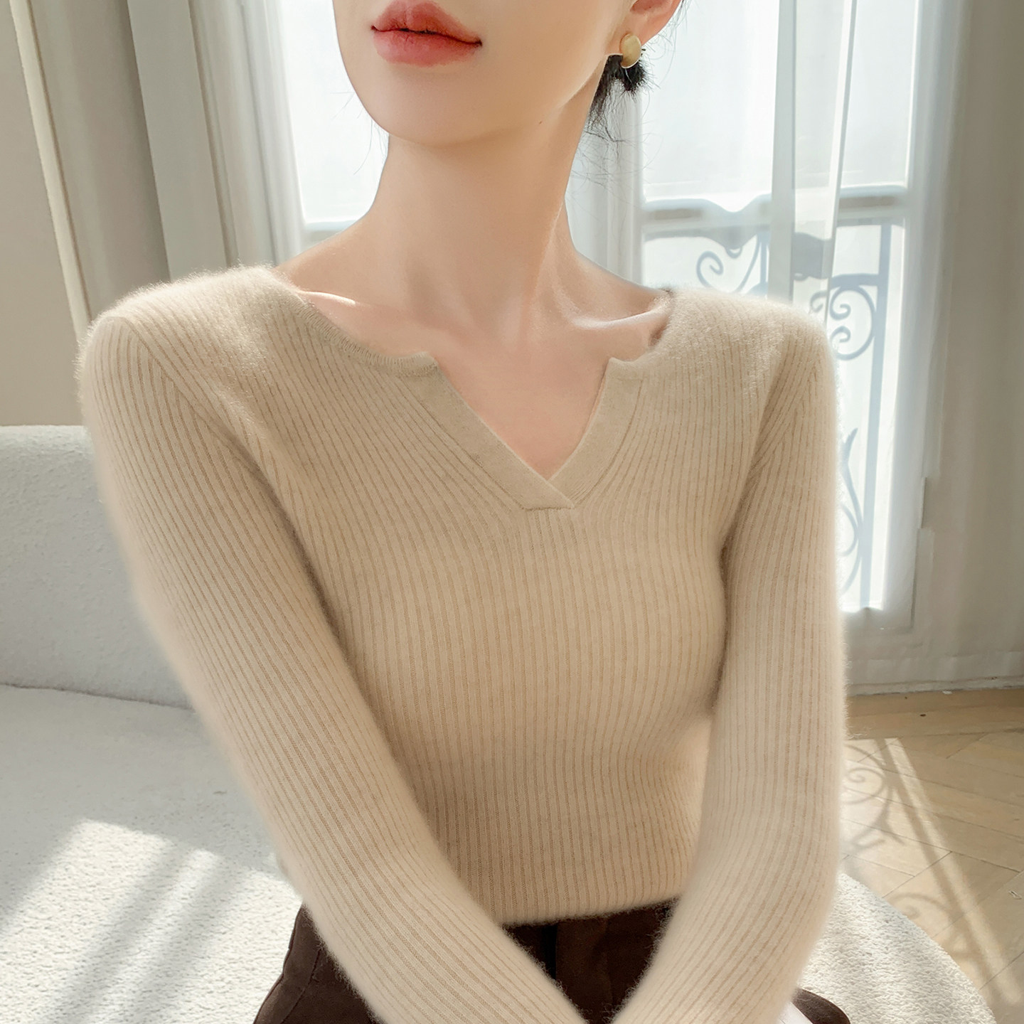 秋冬新款山羊绒女士V领抽条V领加厚打底羊绒衫毛衣百搭显瘦羊绒衫,女装/女士精品,羊绒衫,淘宝优惠券,粉丝福利购,淘宝优惠卷