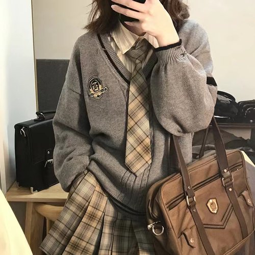 V领套头学院风针织衫宽松百搭