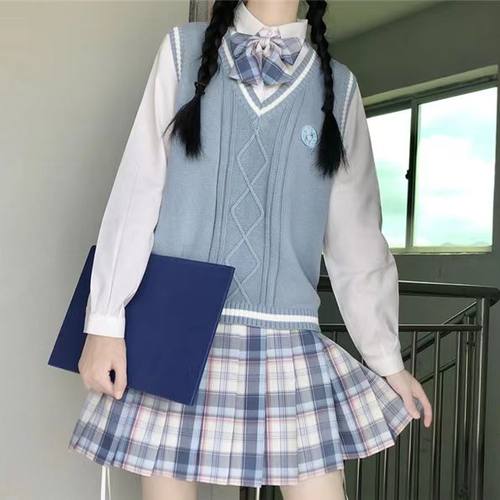 V领套头百搭针织衫马甲学院风