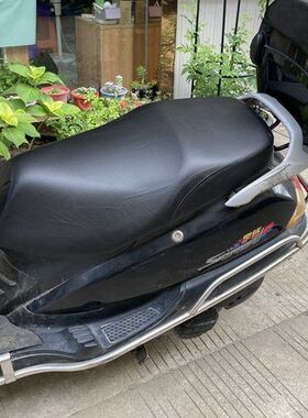 适用豪爵宇钻HJ125T-10C/10H防水隔热坐垫套摩托车防晒垫四季通用