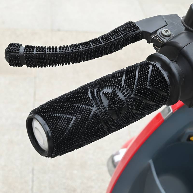 摩托车通用手把胶UY125UU裂行防滑热缩手把套橡胶巧格i改装￥