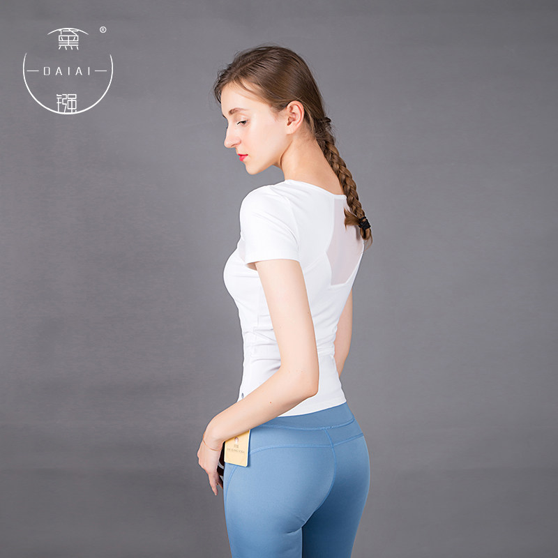 黛镪瑜伽服+sport透气