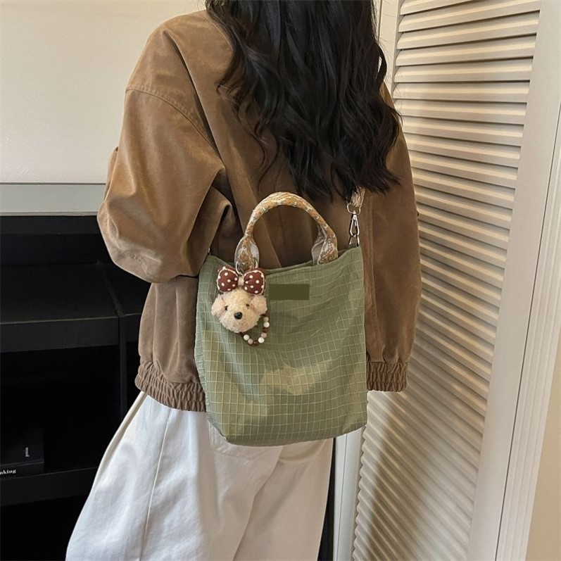 超火上班杂物小拎包日杂手提包女图片