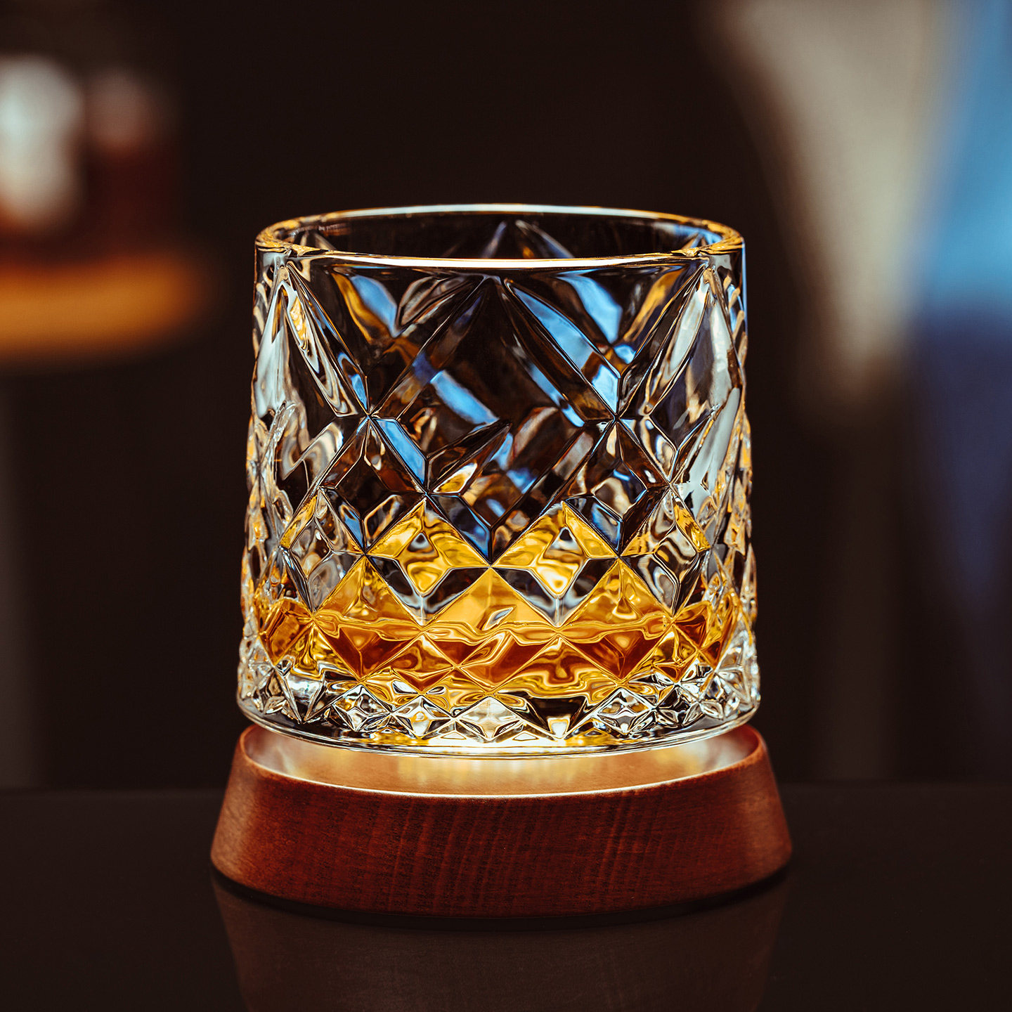 高级感轻奢水晶玻璃威士忌酒杯