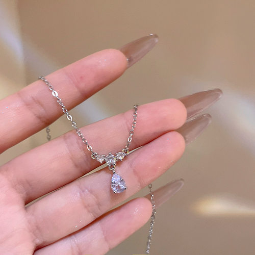 精致闪锆水滴吊坠锁骨链