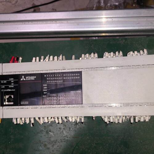 议价FX5U-80MT/ES PLC可编程控制器 20年充新机维修
