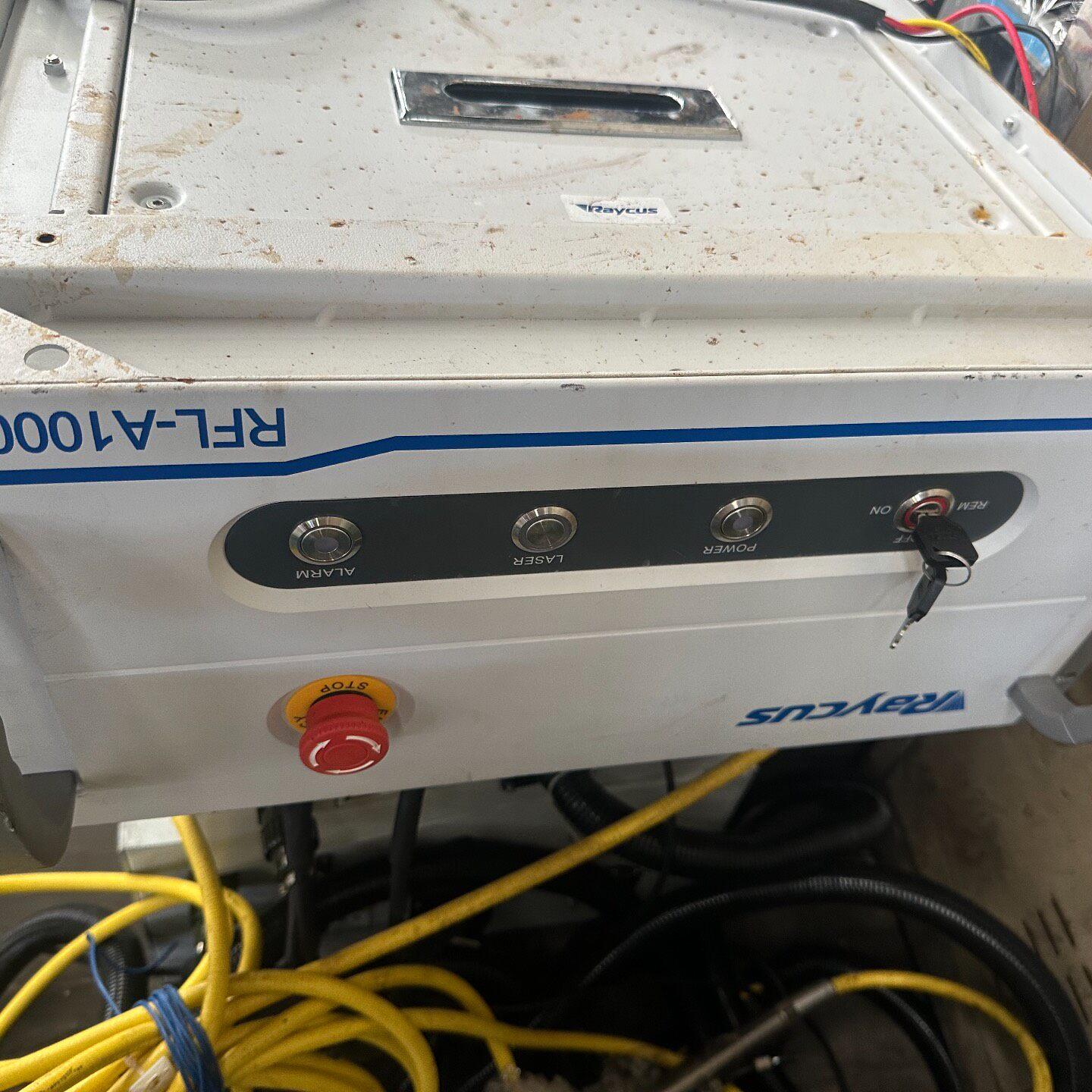议价RFL-A1000D光纤激光器1000瓦锐科工业激光设备维修