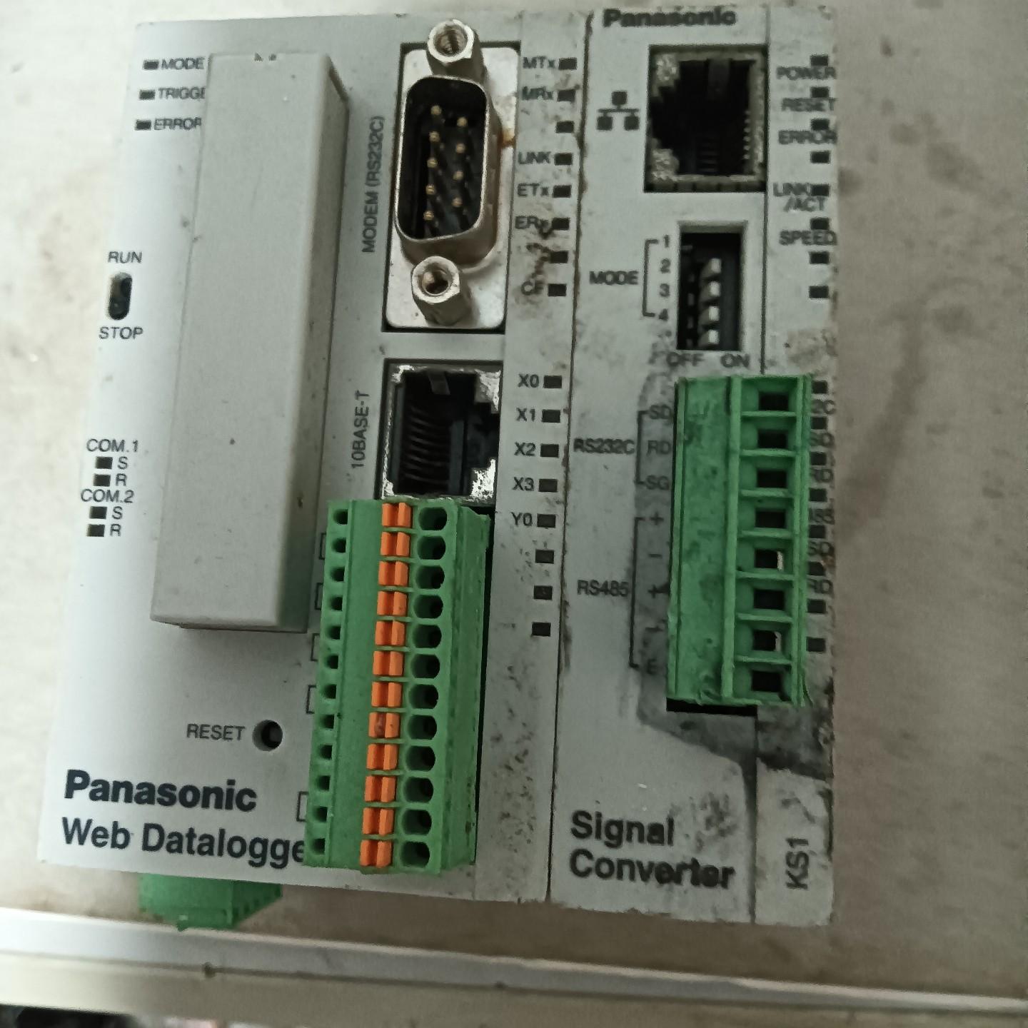 议价AKS1202信号转换器 24V输入 松下工业工控转换配件维修