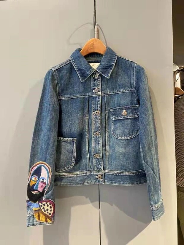 现货2021年秋达衣岩正哲女刺绣磨破牛仔修身长袖短外套daua150603
