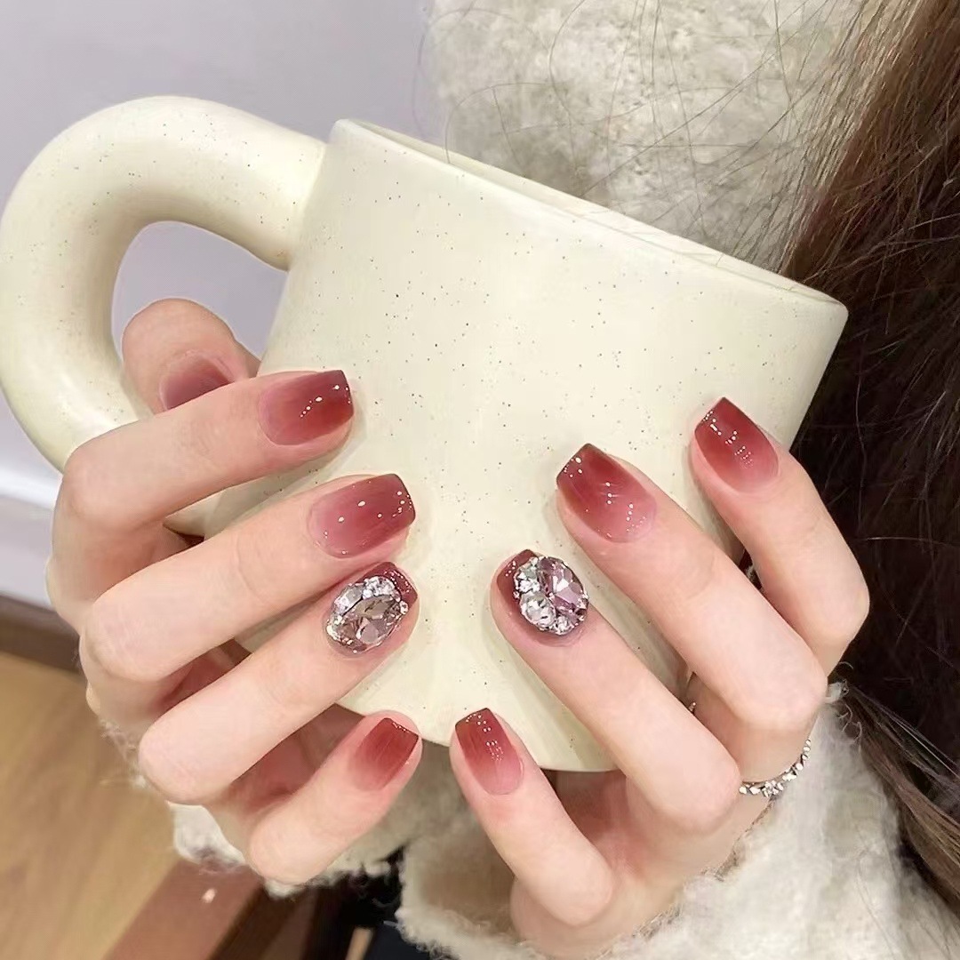 美甲穿戴甲短款简约新娘拍婚纱照甲片穿戴式指甲贴片轻奢高级感