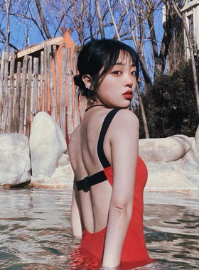 2024新款夏季虞书欣同款纯欲红色显白性感微胖小个子连体游泳衣女