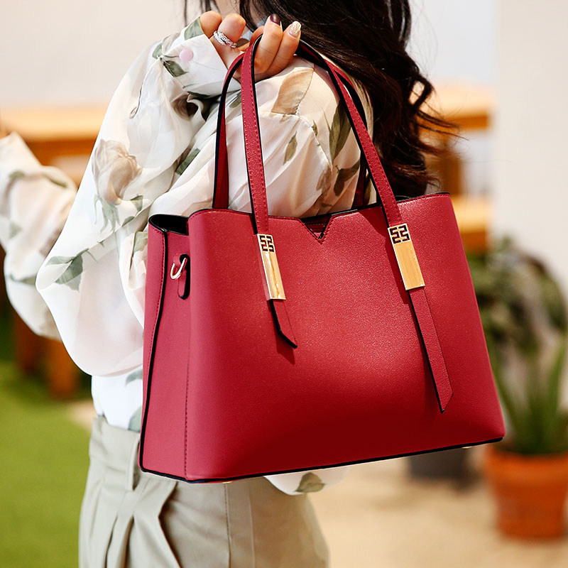 红色婚包女新款中年妈妈包大气大容量新娘包包结婚婚礼婆婆手提包