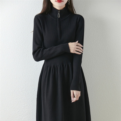 秋冬配大衣针织连衣裙女2025新款立领半拉链中长款气质打底1129z